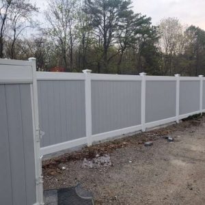 Long-Island-PVC-Fencing4-705x529-1